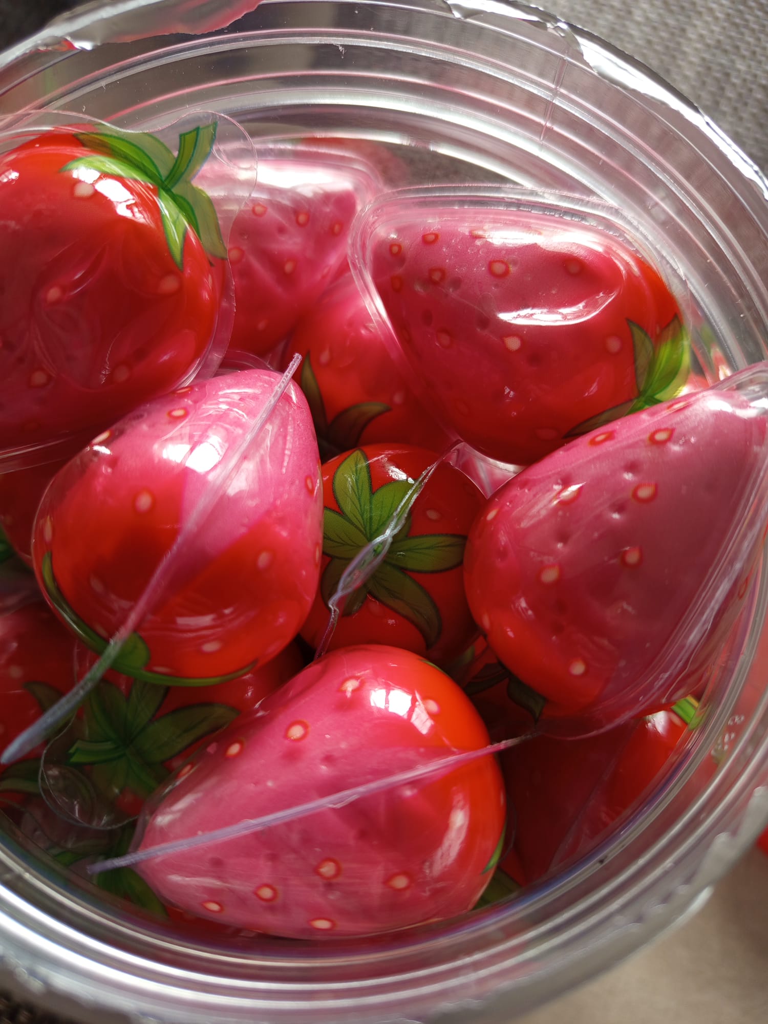 Fraises coeur coulis framboise à l'unité